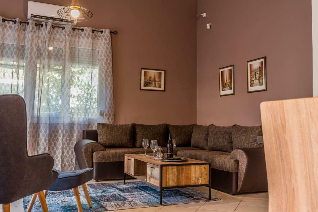 Anafis Comfort Atene Esterno foto